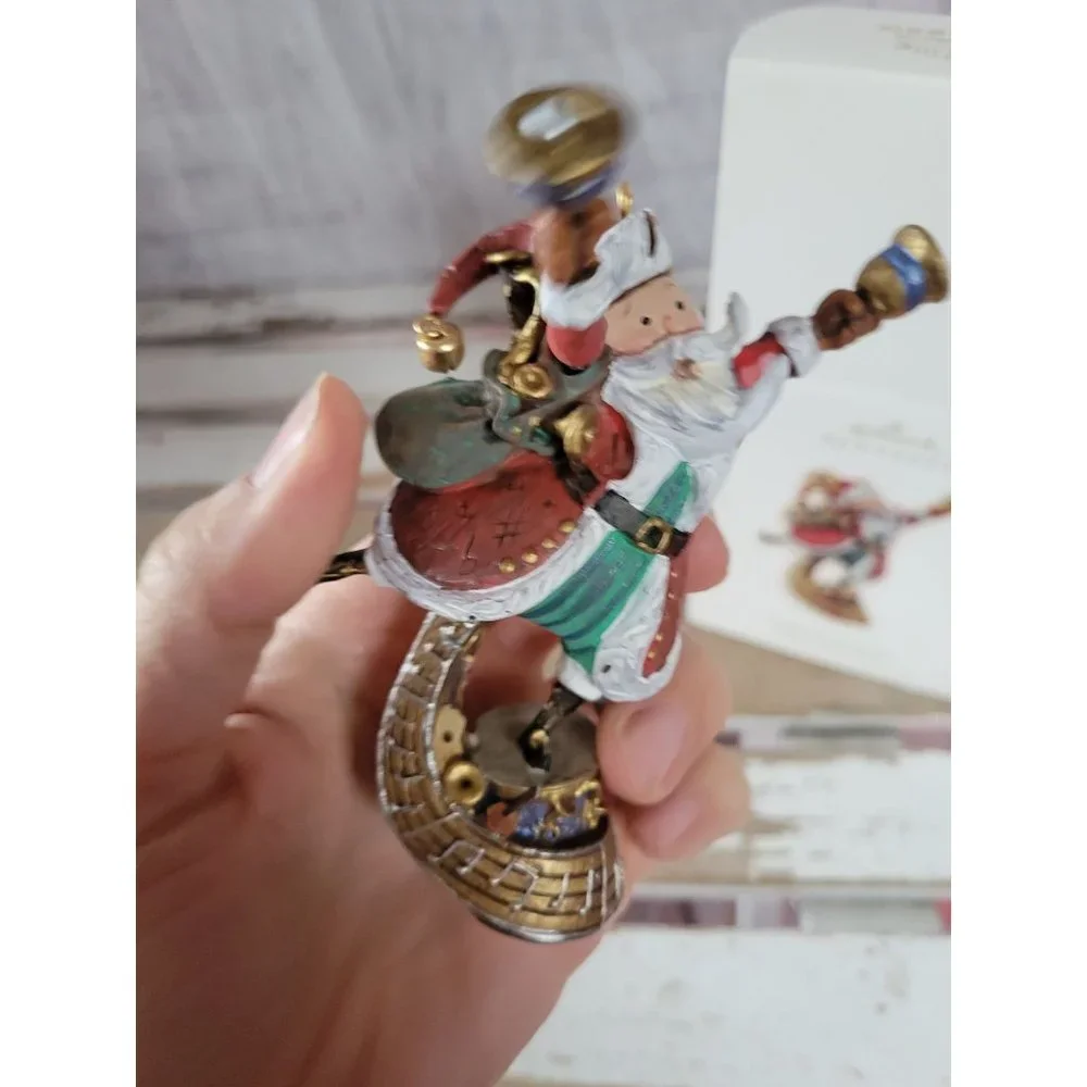 Hallmark ringing in the season Santa Claus 2008 ornament bell music Xmas holiday